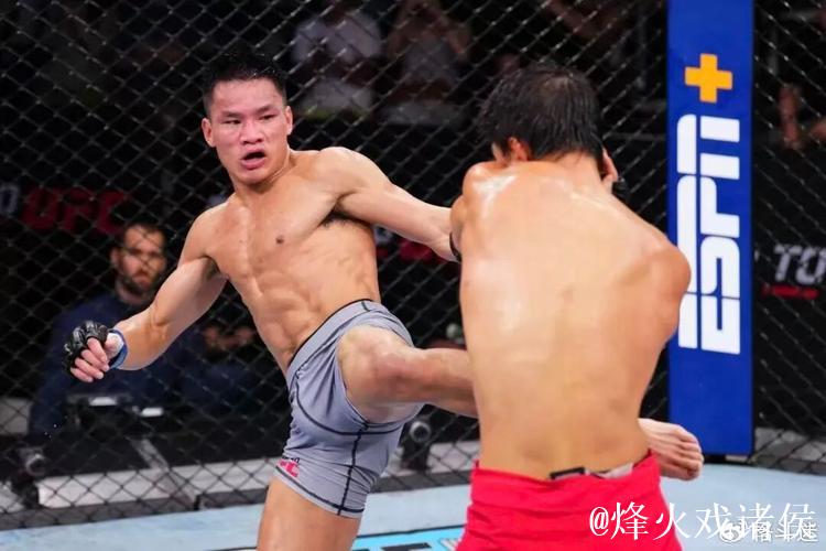 阿迪萨亚最新比赛官宣，对手重拳力量超越铁血？